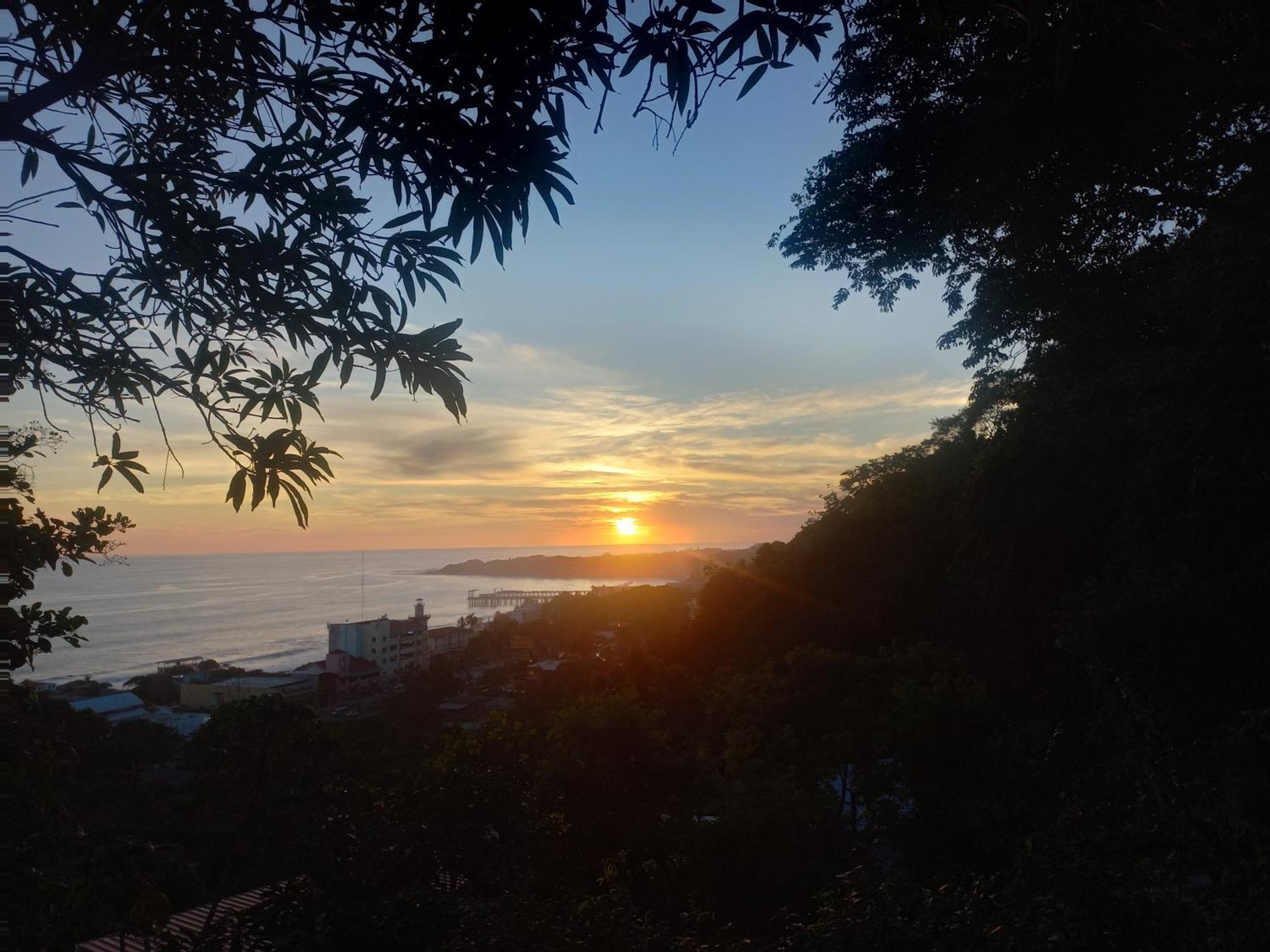 Вилла Casita Escondida- El Salvador Ла-Либертад Экстерьер фото